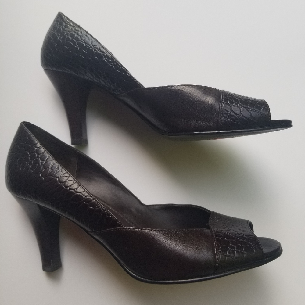 Liz Claiborne 7.5M Mid Heel Open Toe